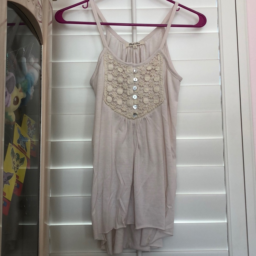 [5 for $25] Cute front embellishment top